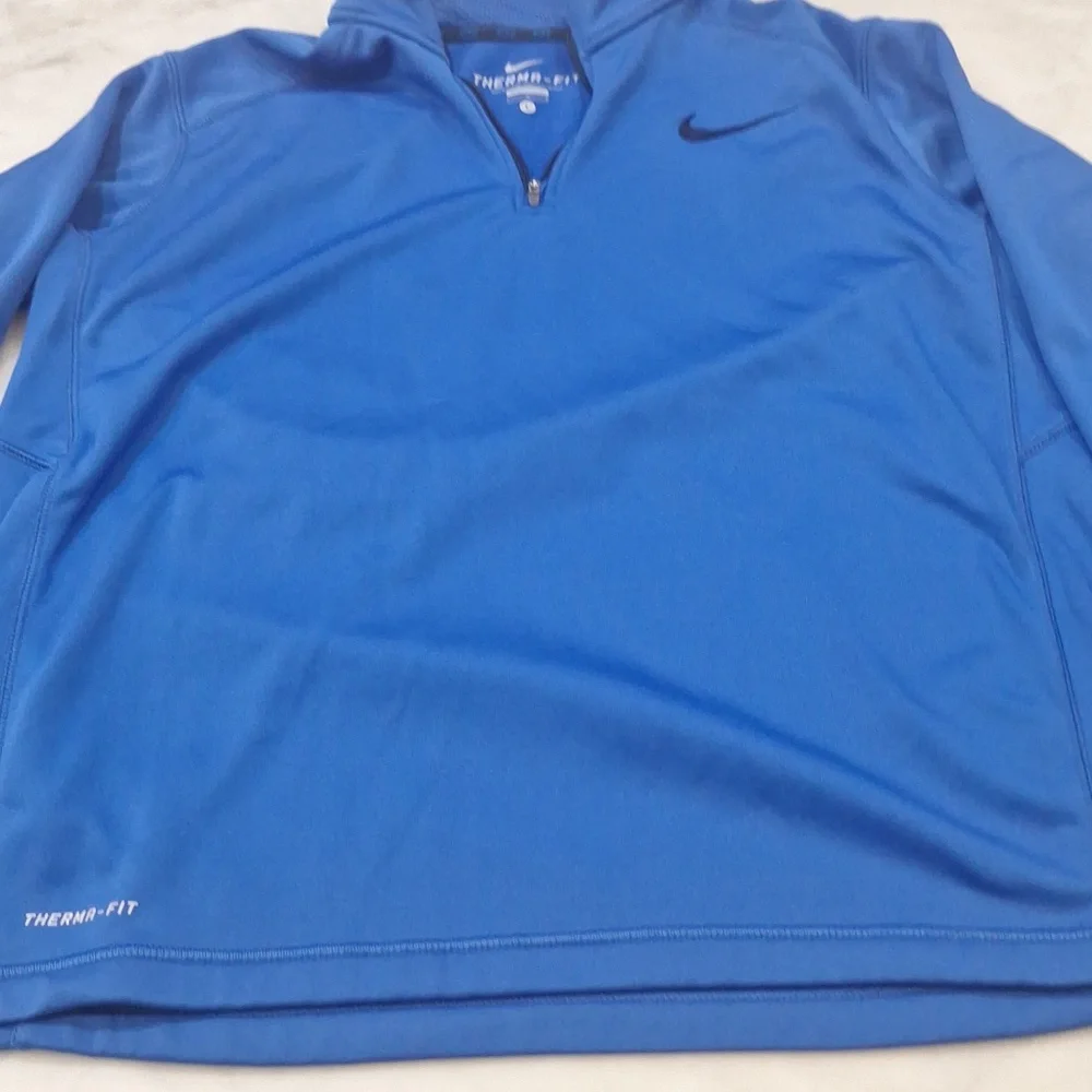 Nike therma fit